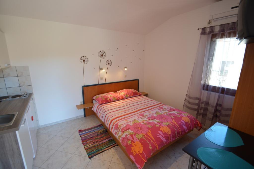 Apartments Goga Мали-Лошинь Экстерьер фото