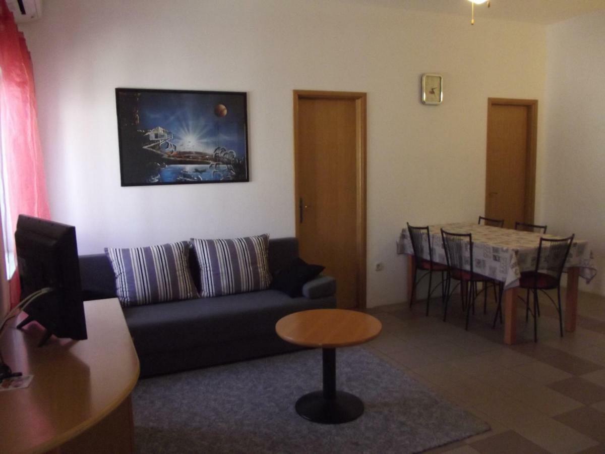 Apartments Goga Мали-Лошинь Экстерьер фото