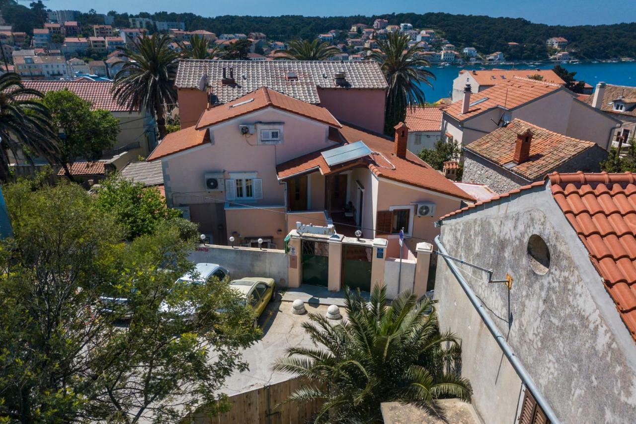 Apartments Goga Мали-Лошинь Экстерьер фото