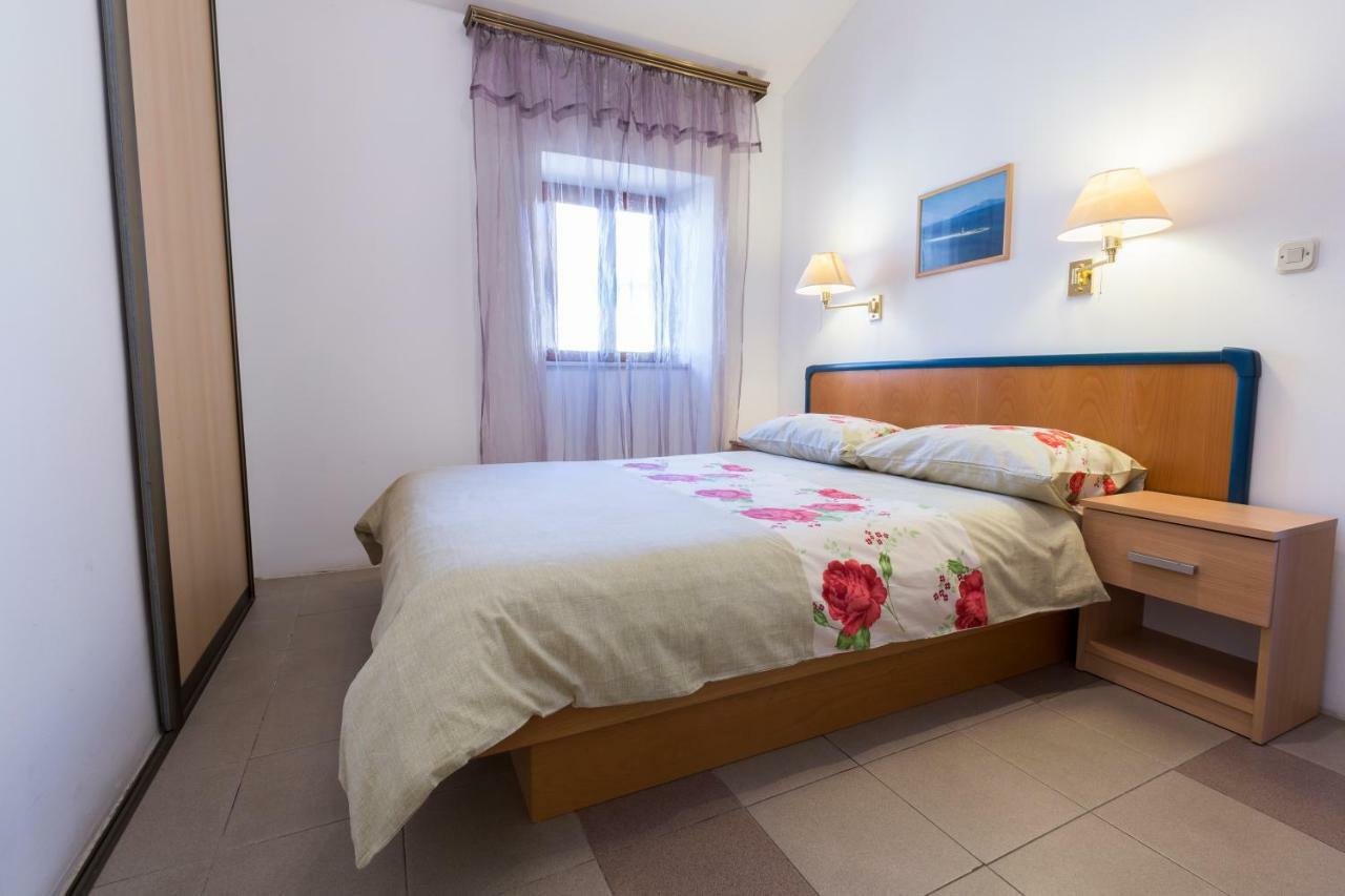 Apartments Goga Мали-Лошинь Экстерьер фото