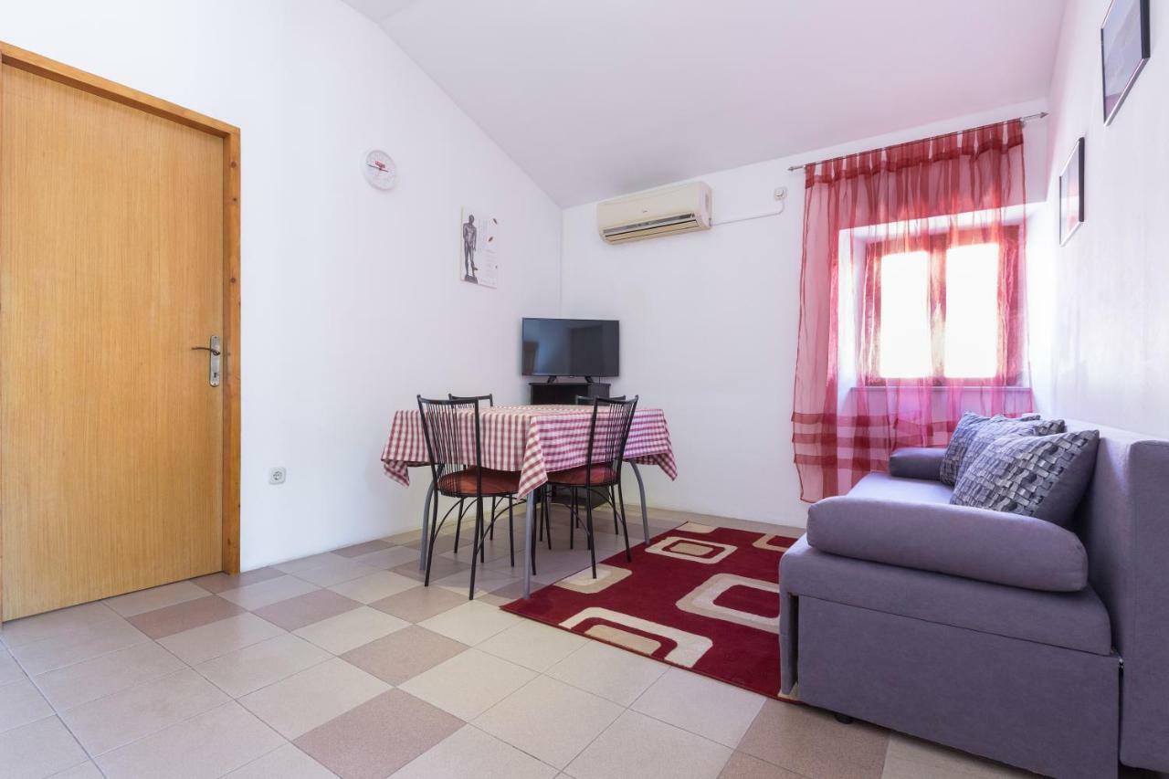 Apartments Goga Мали-Лошинь Экстерьер фото